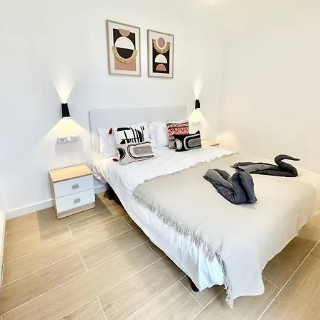 Apartmán La Gofio En El Centro De Corralejo, Dos Habitaciones, Dos Banos, Terraza Privada Y Wi-fi *