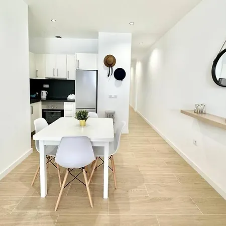 La Gofio En El Centro De Corralejo, Dos Habitaciones, Dos Baños, Terraza Privada Y Wi-fi *